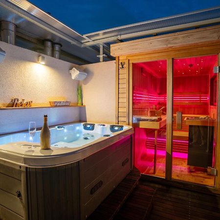 Luxury Rooftop Appartment With Fantastic Views Прага Екстериор снимка